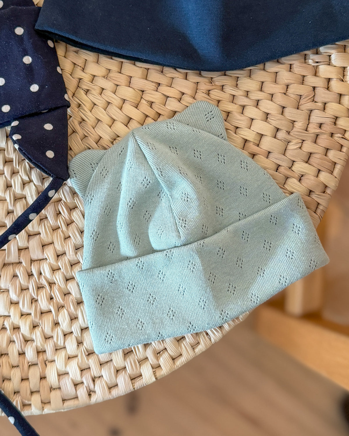Symønster: Mini beanie (0–10år)